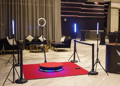 Graduation event with 360 booth